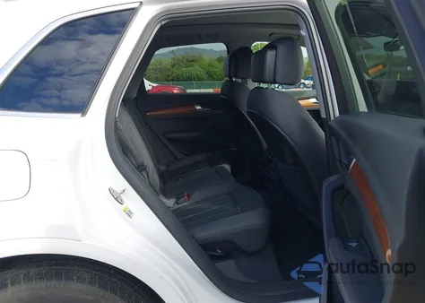 2021 Audi Q5 Premium Plus 45 Tfsi Quattro S Tronic z USA, uszkodzony, nr VIN WA1BAAFYXM2019765